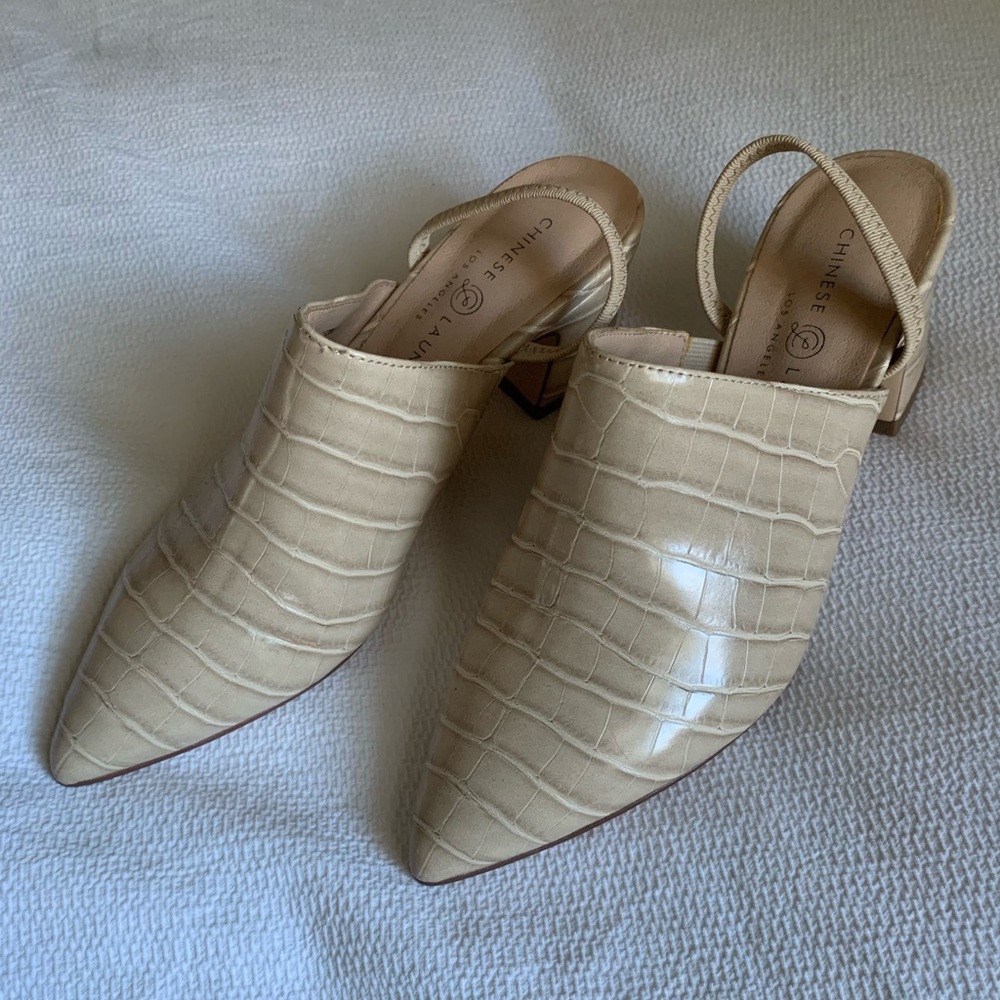 Chinese Laundry Cream Croc-Embossed Pointed Slingback Mule Heels
